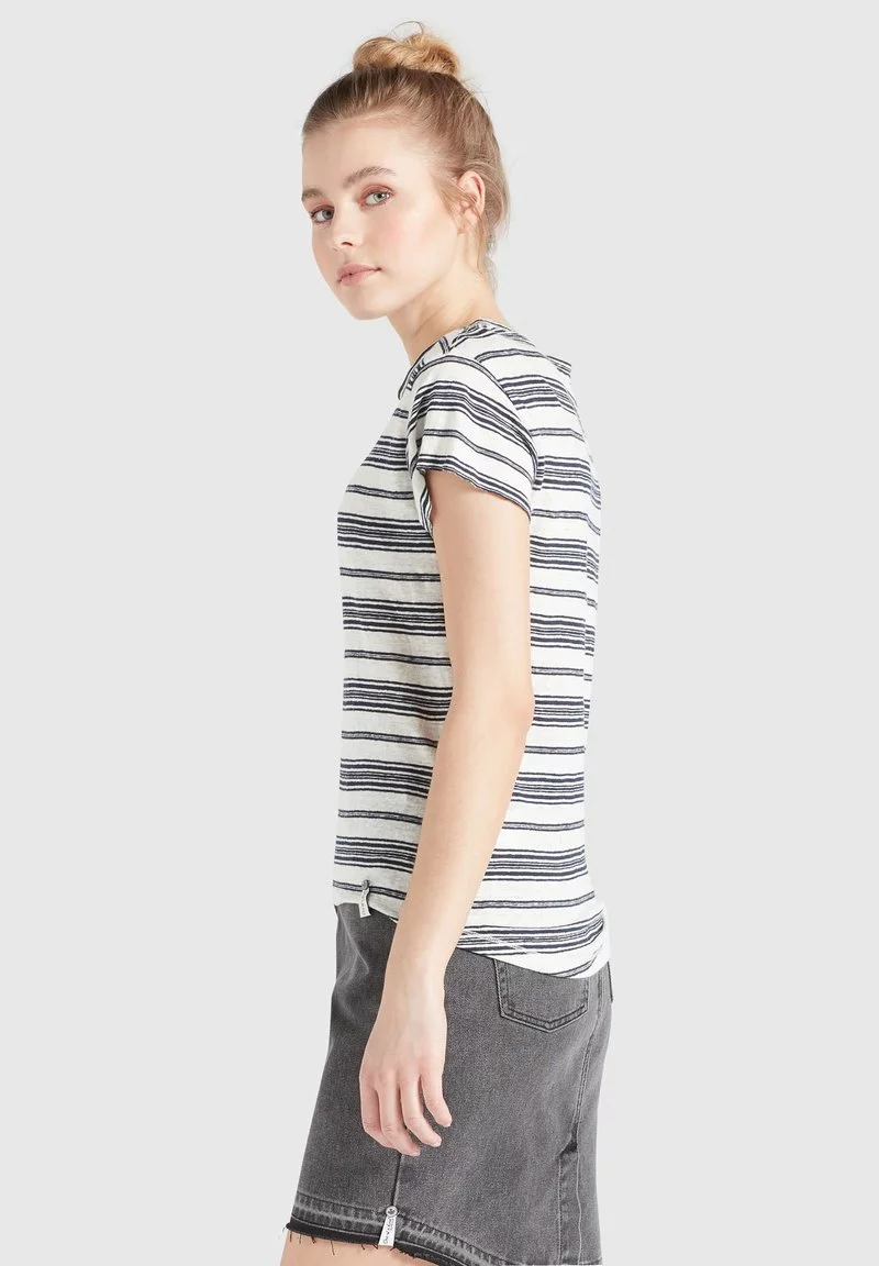 Khujo MATAMA - Camiseta Estampada - Naturweiß-dunkelblau Gestreift, Mujer 8 Khujo MATAMA - Camiseta Estampada - Naturweiß-dunkelblau Gestreift, Mujer - Imagen 8