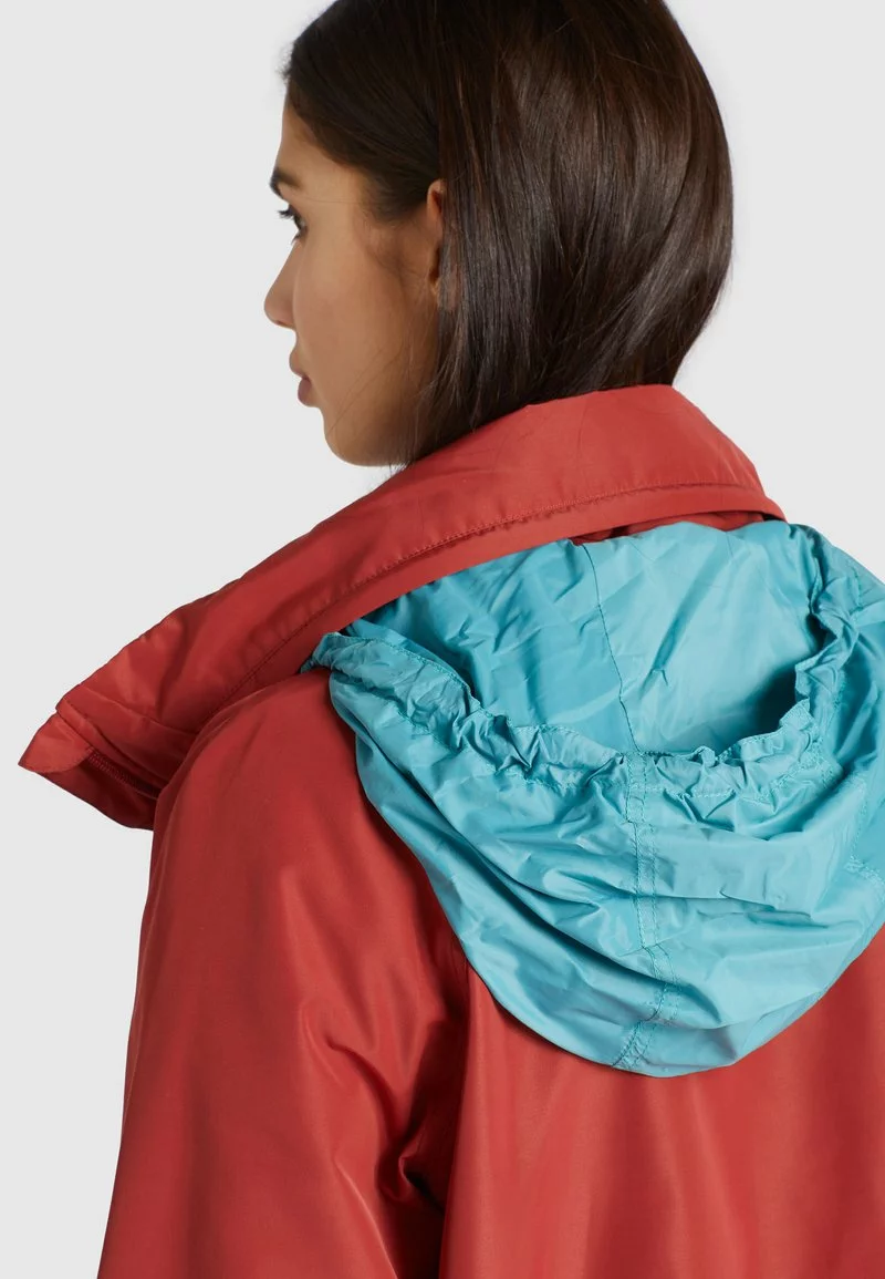 Khujo ZARINA - Cortaviento - Red, Mujer 5 Khujo ZARINA - Cortaviento - Red, Mujer - Imagen 5