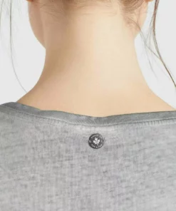 Khujo PERGOLA - Camiseta Básica - Grau, Mujer 12 Khujo PERGOLA - Camiseta Básica - Grau, Mujer -Tienda de ventas KHUJO 9f0367fd67794bcea832f3466a8f06bf