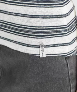 Khujo MATAMA - Camiseta Estampada - Naturweiß-dunkelblau Gestreift, Mujer 18 Khujo MATAMA - Camiseta Estampada - Naturweiß-dunkelblau Gestreift, Mujer -Tienda de ventas KHUJO a6db190ebbee413e888a969f164820d8